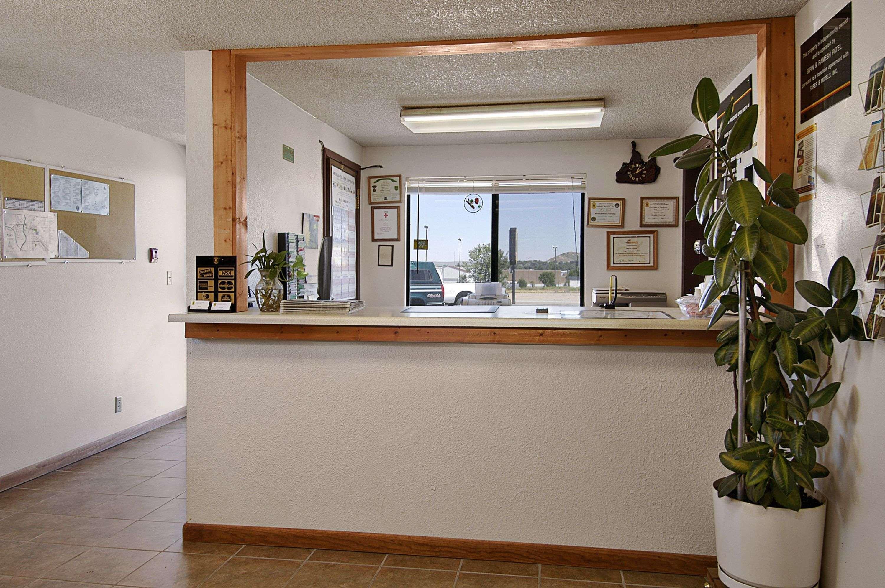 Super 8 By Wyndham Douglas Extérieur photo