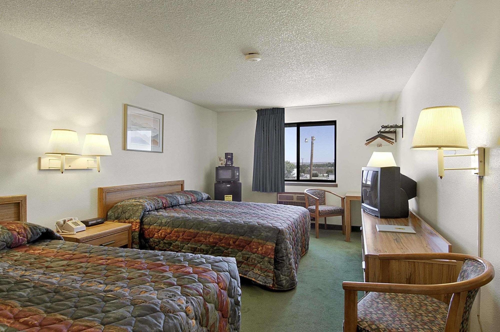 Super 8 By Wyndham Douglas Extérieur photo